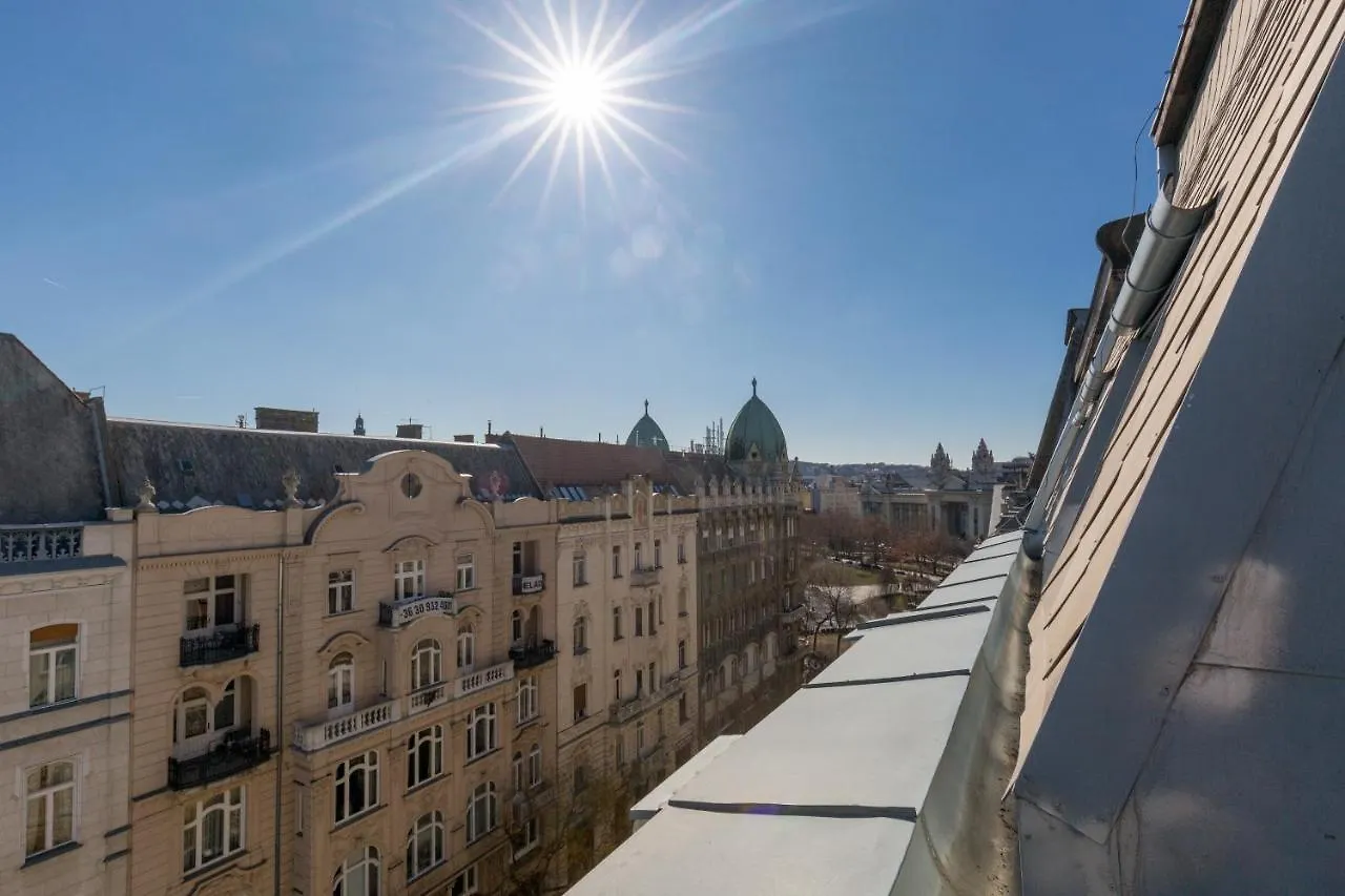 The Liberty Square Rooftop Apartment Budapest 0*,  Hungary